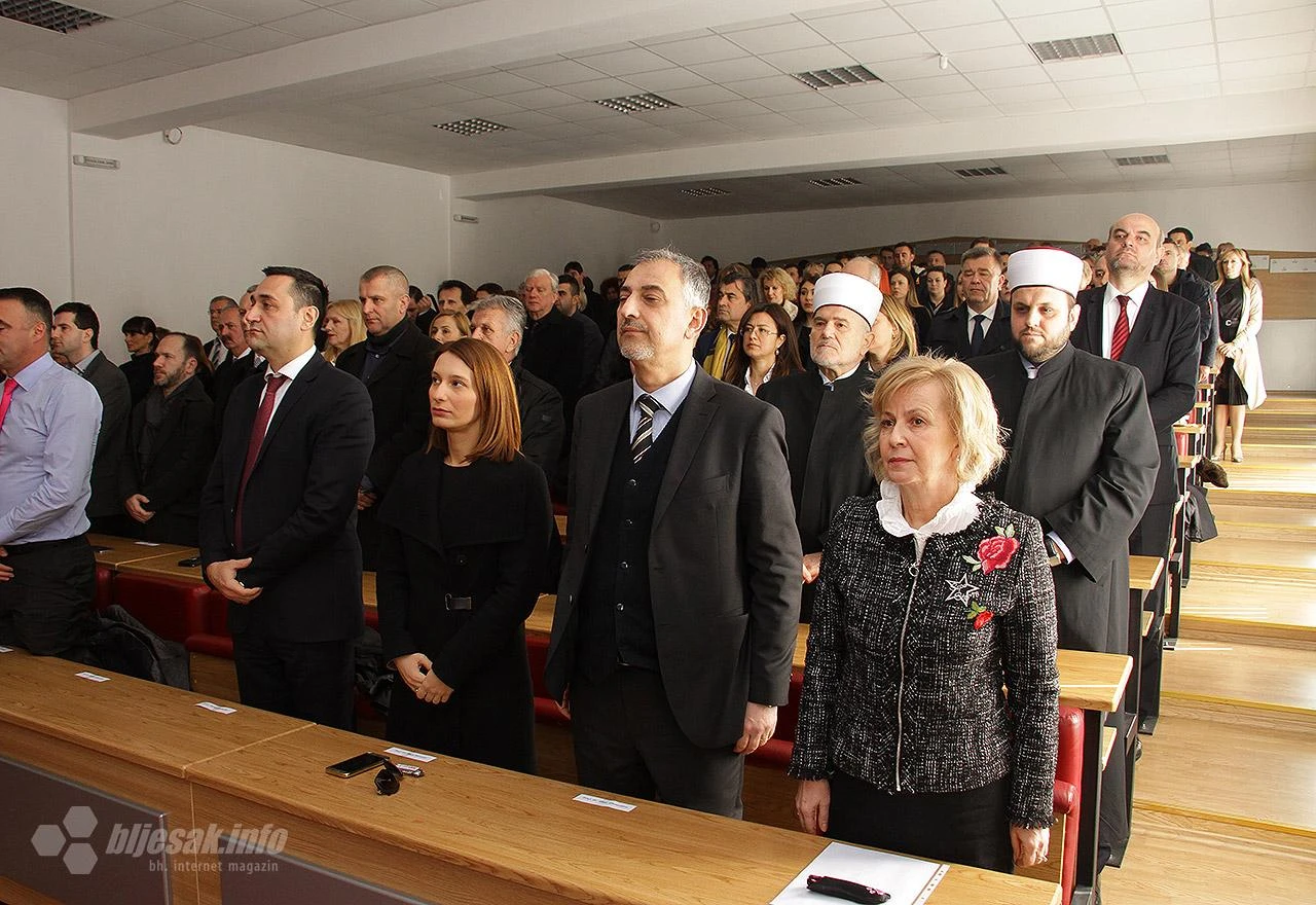 Mostar: Na 41. rođendan Univerziteta nagrađeno 11 studenata 