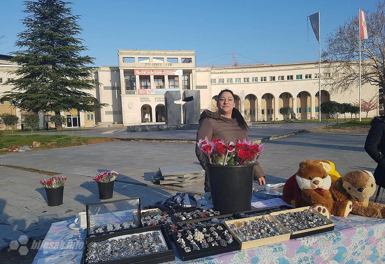 Ruže čekaju mostarske romantike