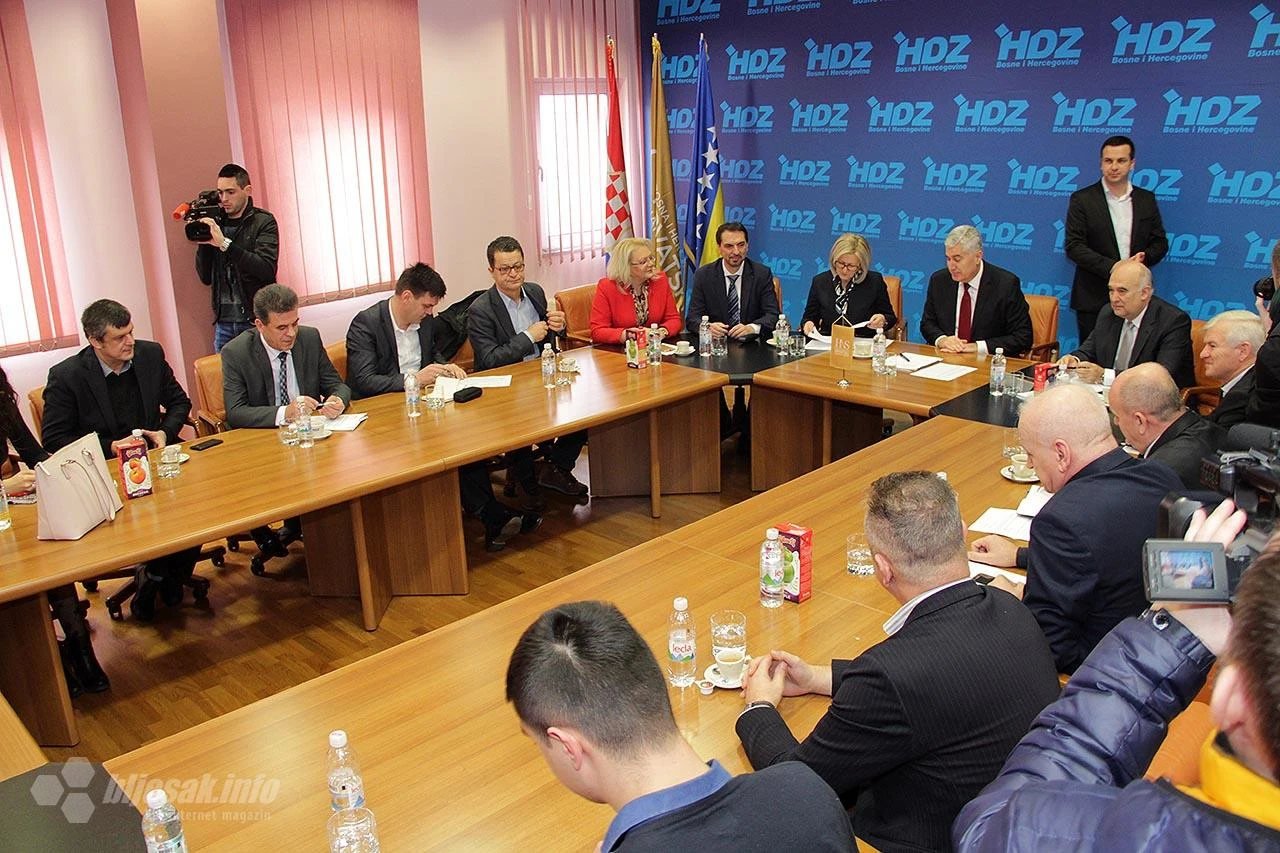 HS: Izmjena Izbornog zakona nije ključno pitanje za Hrvate