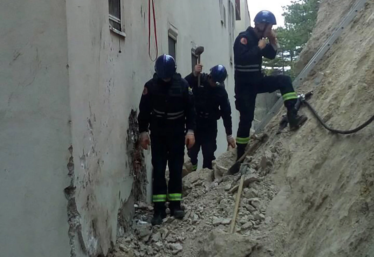 USAR tim FUCZ-a uklonio stijenu koja se obrušila u Konjicu