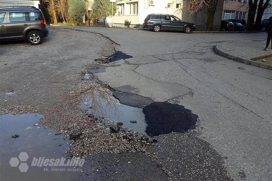 Spektakl: Vukovarska zakrpljena!