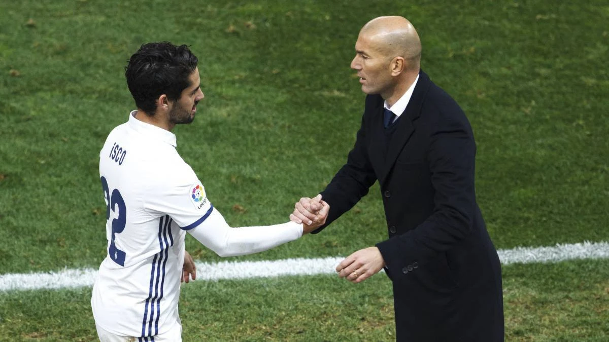 Zidane odlučio: Ostane li na klupi Reala, prodat će Isca