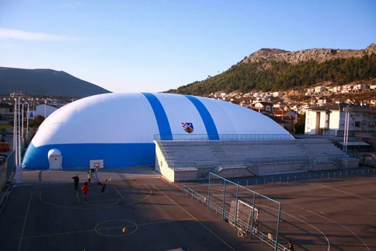 Čapljina: Muškarac preminuo nakon što mu je pozlilo u balon dvorani
