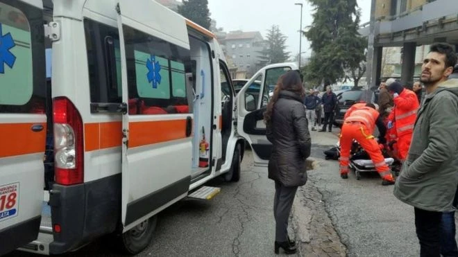 Uhićen muškarac: Iz automobila u pokretu pucali na ljude