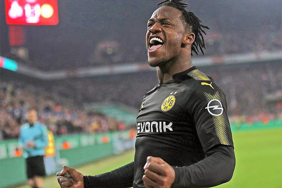 Batshuayi oduševio u debiju