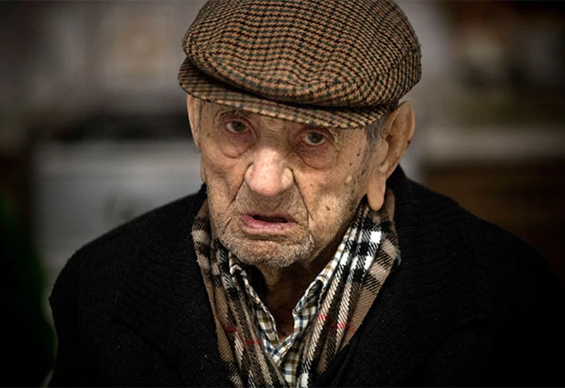 Preminuo najstariji čovjek na svijetu
