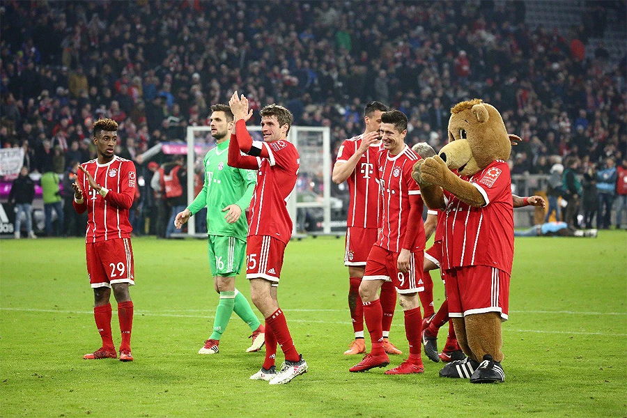 Bayern od 0:2 do 5:2, Freiburg iznenadio Borussiju