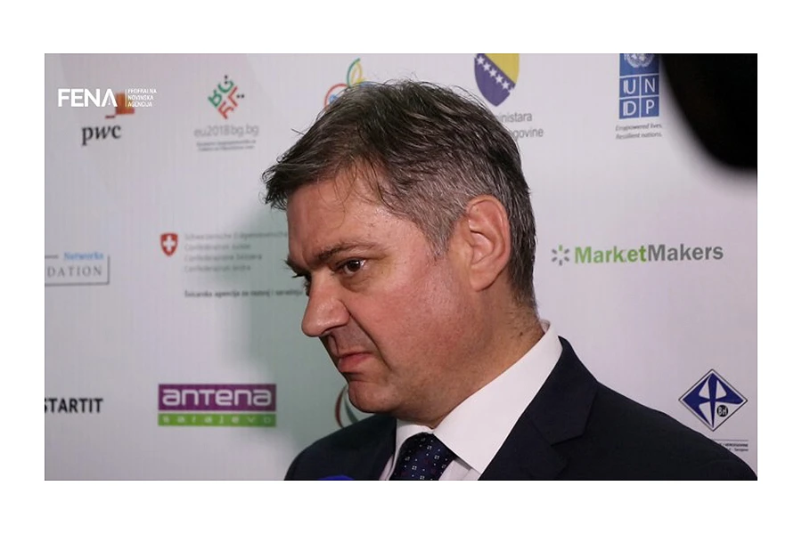 Zvizdić: Upitnik EK je ključni uvjet za dobivanje kandidatskog statusa