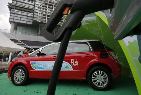 Milijarde za električne automobile