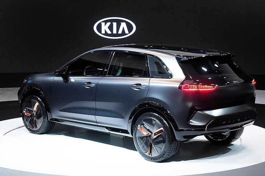  Kia predstavlja tehnologije autonomne vožnje, povezivosti i eko/električnih vozila