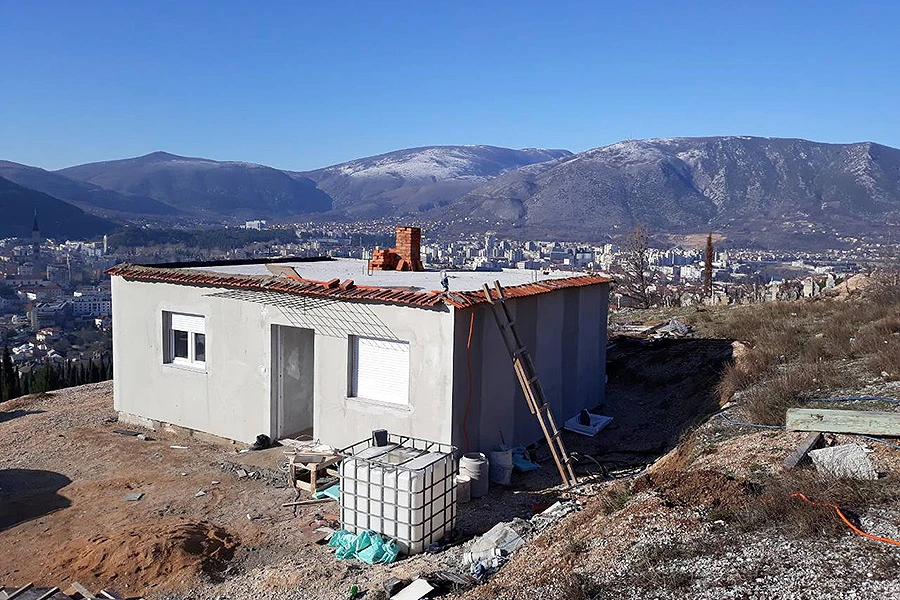 Hercegovina: Jednoj obitelji napravili kuću, drugoj platili dug za struju