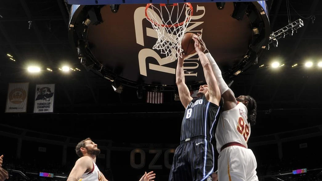 Hezonja protiv Cavsa do prvog ''double-double'' učinka u NBA karijeri