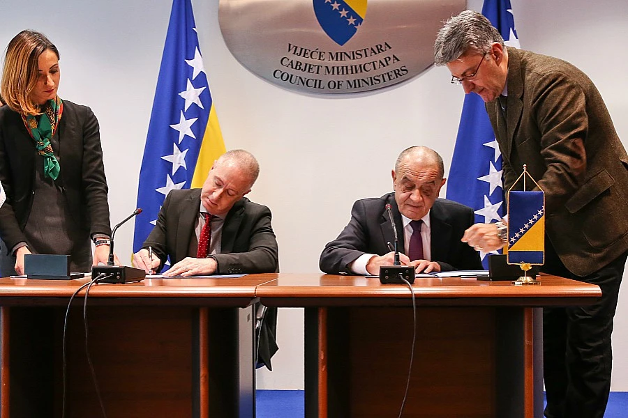 Stigli milijuni: BiH dobila kreditna sredstva za izgradnju autoceste na Koridoru Vc