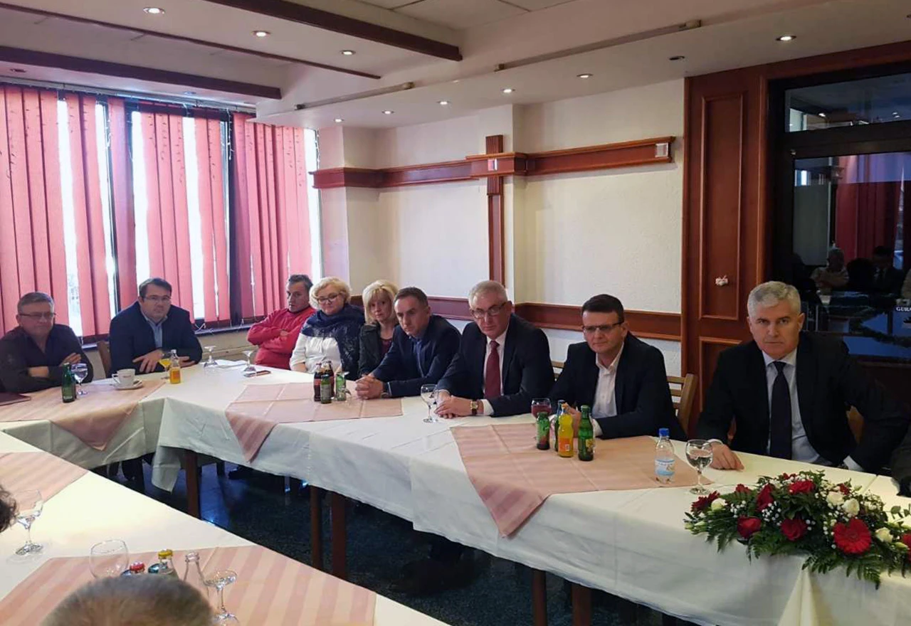 ''Sve institucije hrvatskog naroda u BiH prošle godine imale suficit u poslovanju''