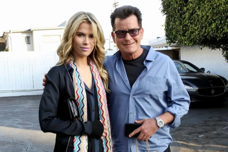 Charlie Sheen napokon pronašao sreću?