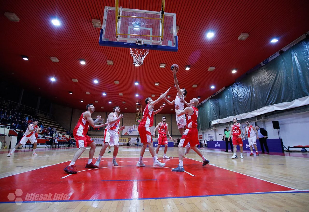 Košarkaši Radnika dočekuju Zrinjski u 11. kolu Prvenstva BiH