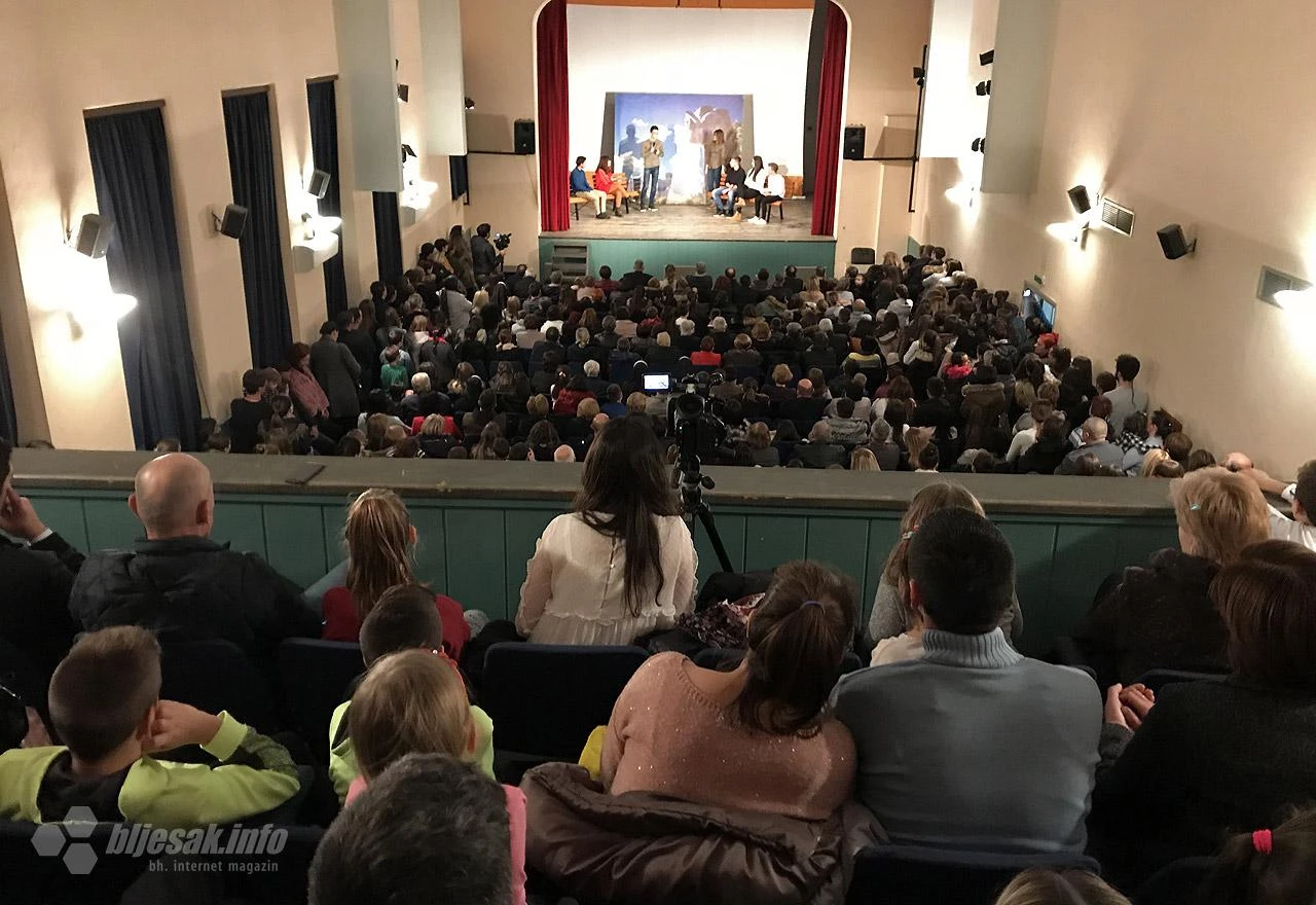U Širokom Brijegu komedija ''Sedma je trava tajna!''