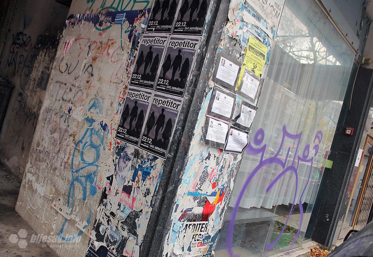 Mostar godinama bez plana za plakate