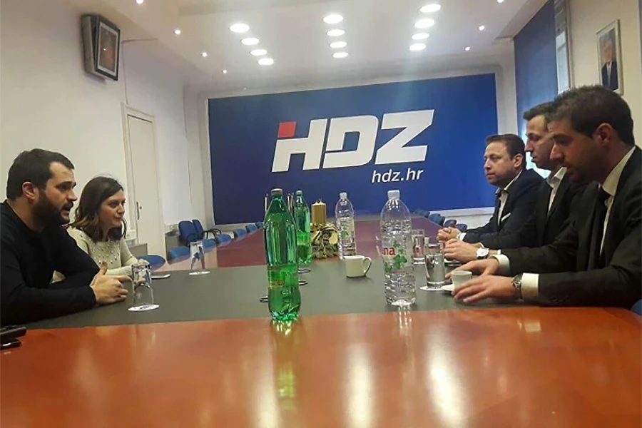 Mladež HDZ RH pružila podršku stranačkim kolegama iz Mostara i Širokog Brijega