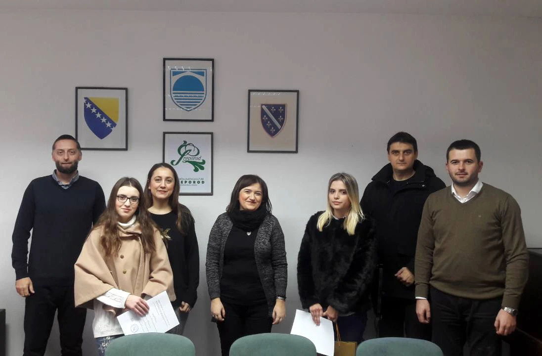 Mostar: Dvjema studenticama stipendije u visini godišnje školarine