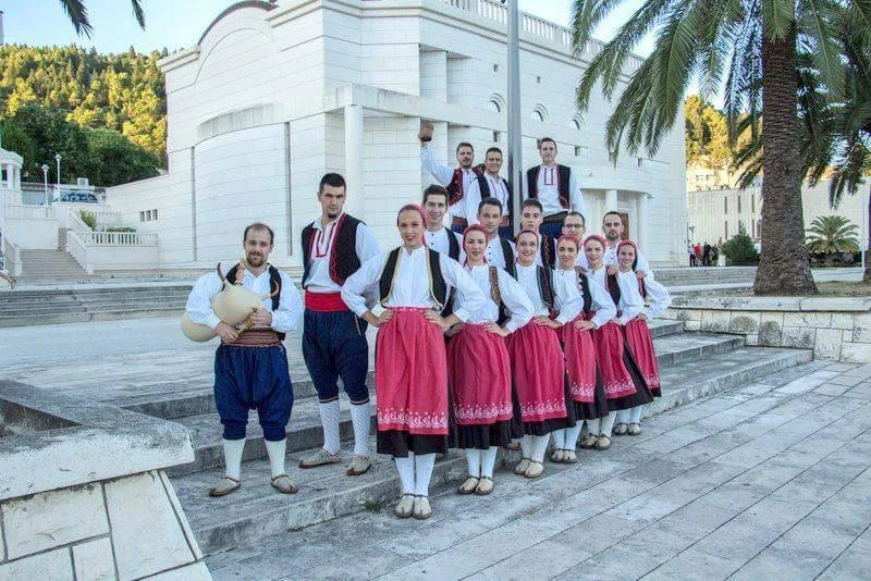 ''Gradu s ljubavlju s prijateljima'': 25. božićni koncert u Mostaru