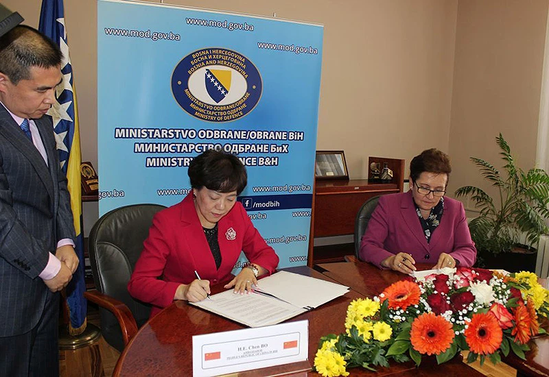 Kina donira 2,5 milijuna KM za vojnu pomoć BiH