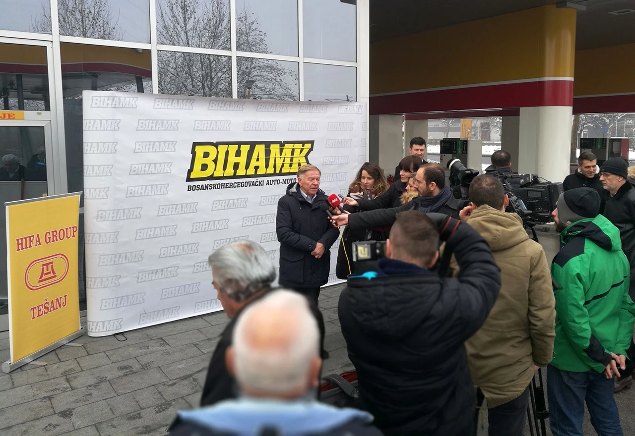 BiHAMK uvodi nove ''pametne'' kartice za članove