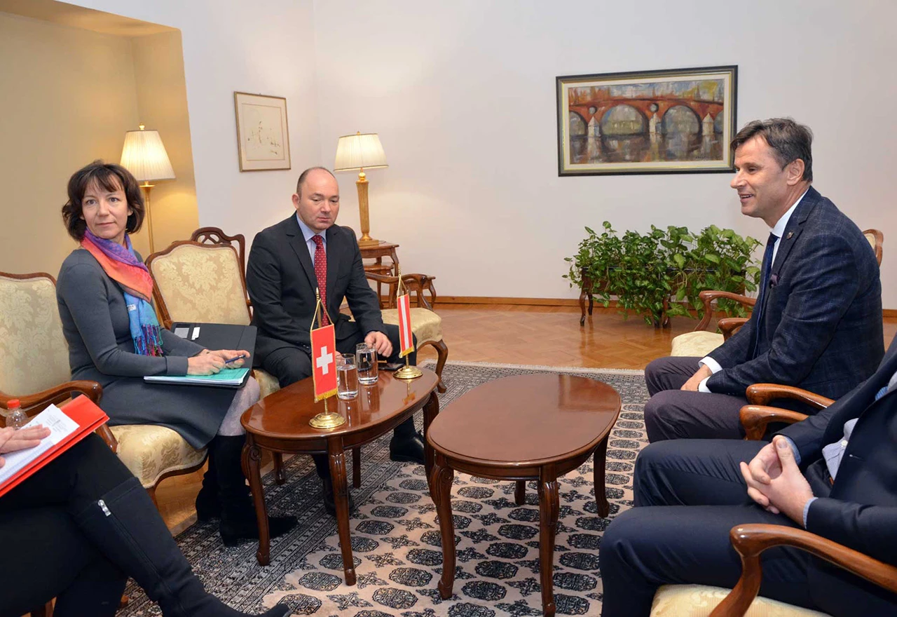 Premijer Novalić uvjeren kako možemo riješiti akcize, proračune i odgovore na Upitnik