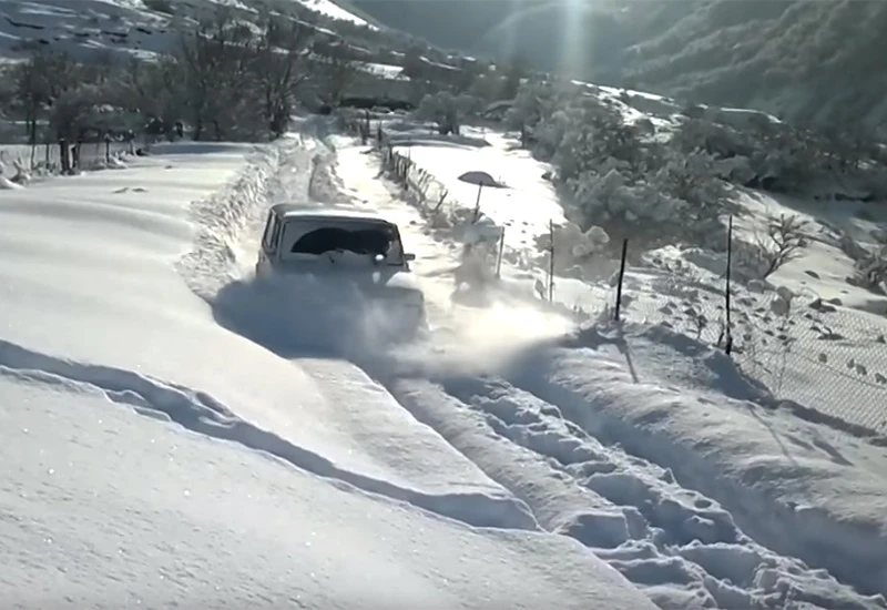VIDEO| Lada Niva ili duboki snijeg? Znate pobjednika