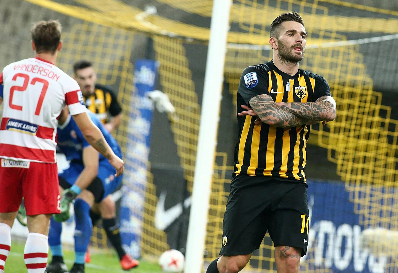 Marko Livaja s dva pogotka odveo AEK na vrh ljestvice