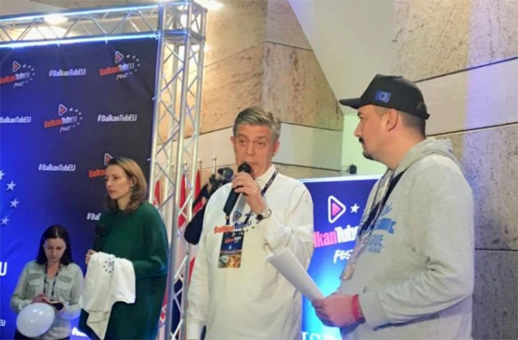 Wigemark s mladim YouTuberima: Mali nasilnici postaju veliki, ako ih ne spriječimo