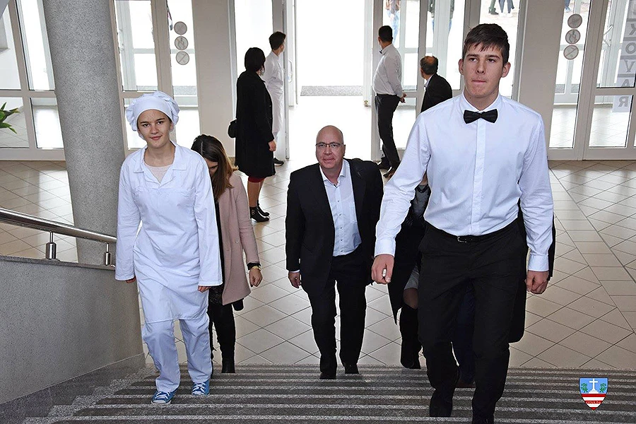 Čitluk: Srednja škola dobila opremu za praksu