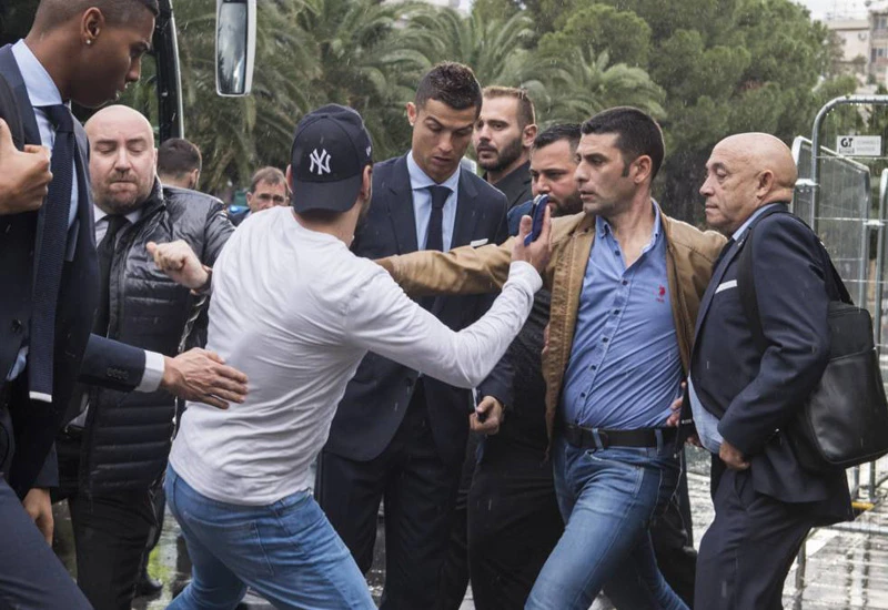Navijaču Apoela '' falila boba'' da napravi selfie s Ronaldom