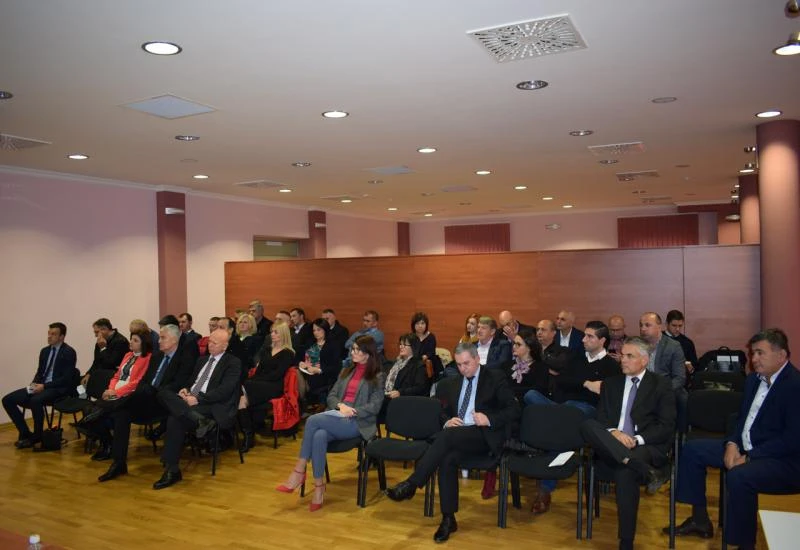 HDZ u HNŽ preispituje koaliciju sa SDA