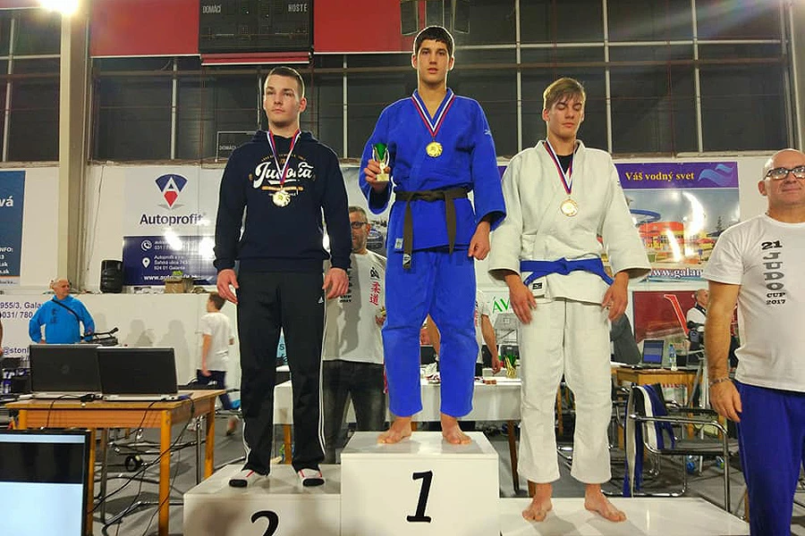 Srđan Ajvaz najuspješniji kadet u Slovačkoj na 21. Cupu Galanta 2017.