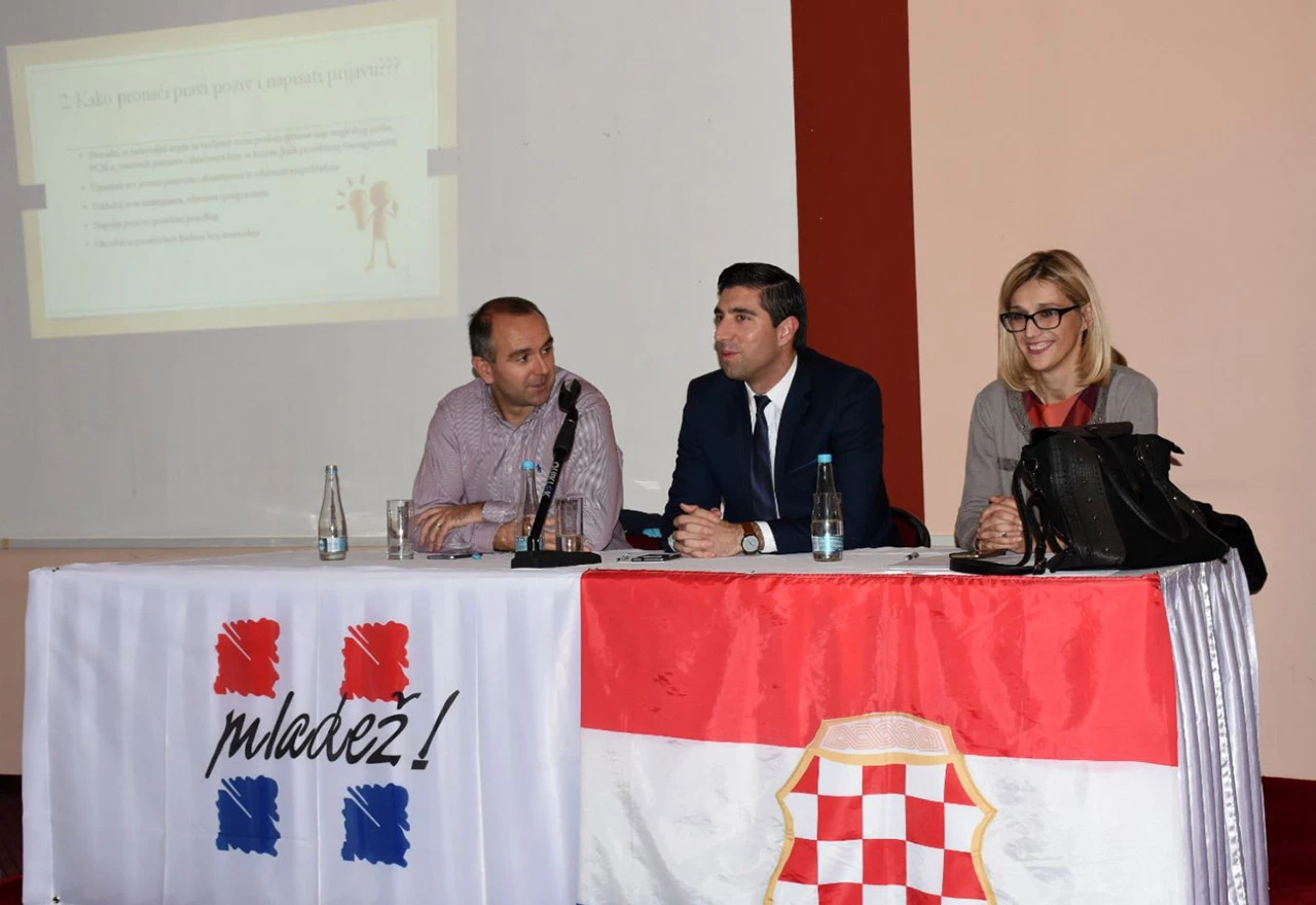 Mladi učili kako funkcioniraju EU fondovi