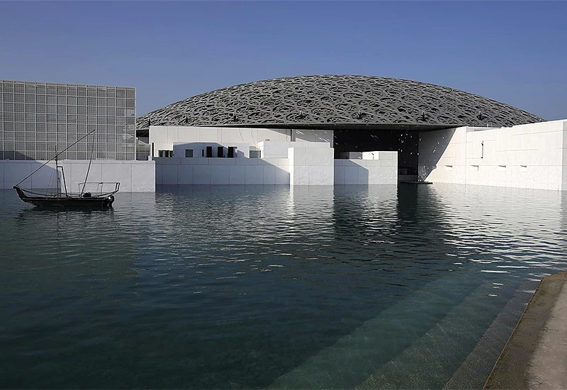 Louvre u Abu Dabiju, muzej s porukom promicanja tolerancije među narodima