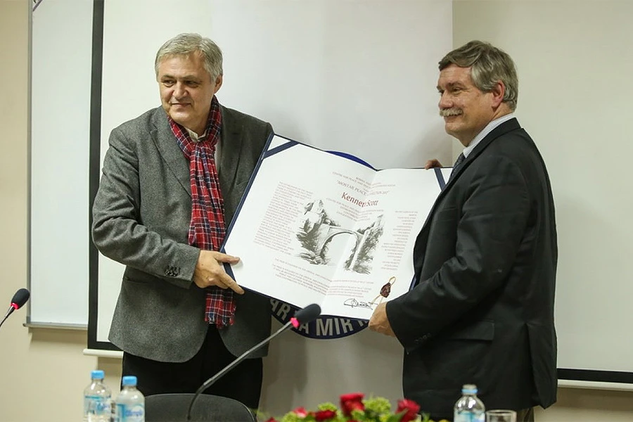 Bivši tužitelj Haškog suda Kenneth Scott u Mostaru: Kazne Prliću i ostalima će biti barem potvrđene