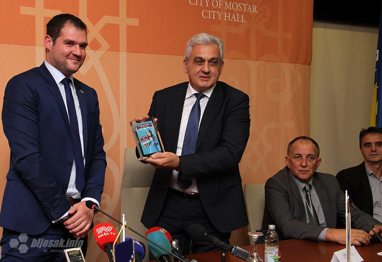 Bešlić Eurowingsu: U Mostaru ne živi većinsko muslimansko stanovništvo