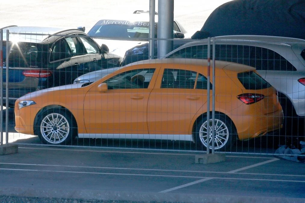 Pogledajte špijunske fotografije nove Mercedes A-klase