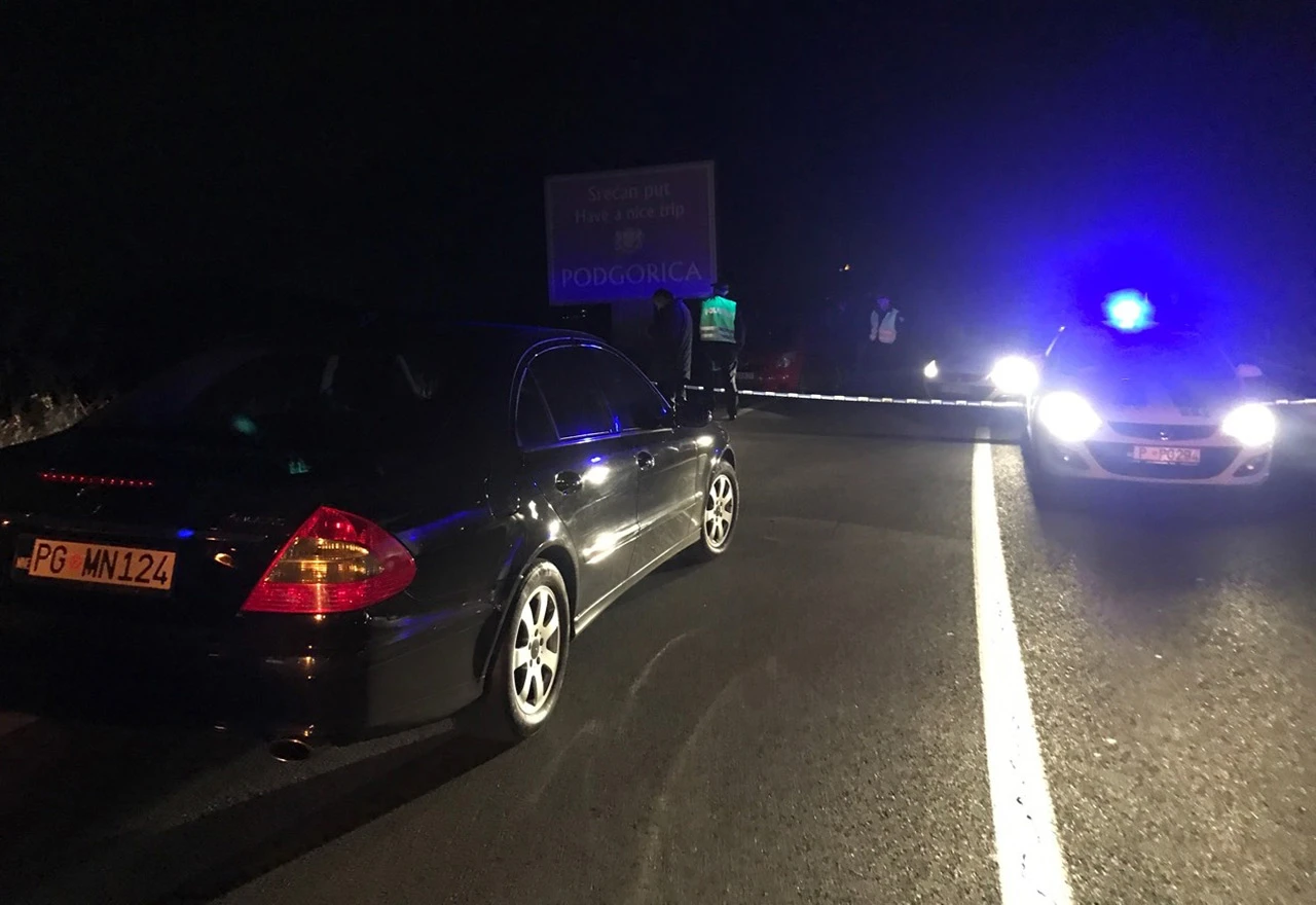 U sudaru kod Podgorice izgorio automobil iz pratnje Mile Đukanovića