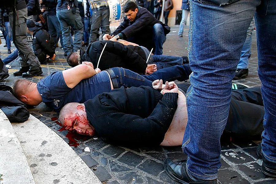 Sukob navijača Shakhtara i Feyenoorda: Policija privela više od 50 osoba