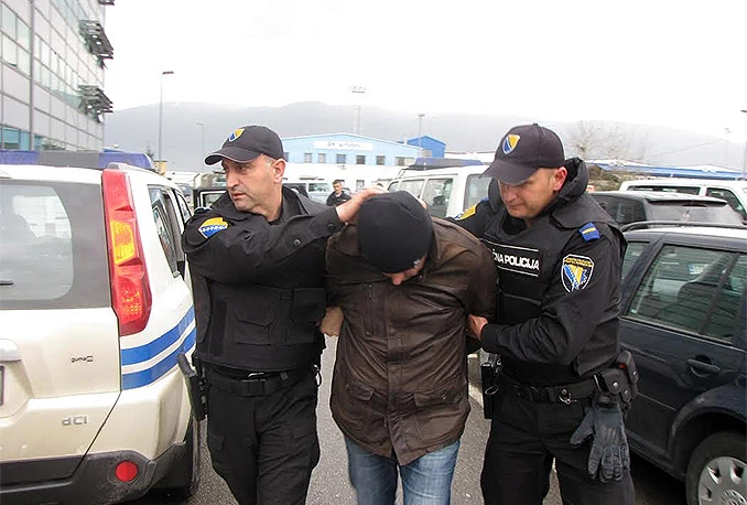 Kod Bileće: Crnogorac sa ukradenim identitetom se od Interpola pokušao sakriti u BiH