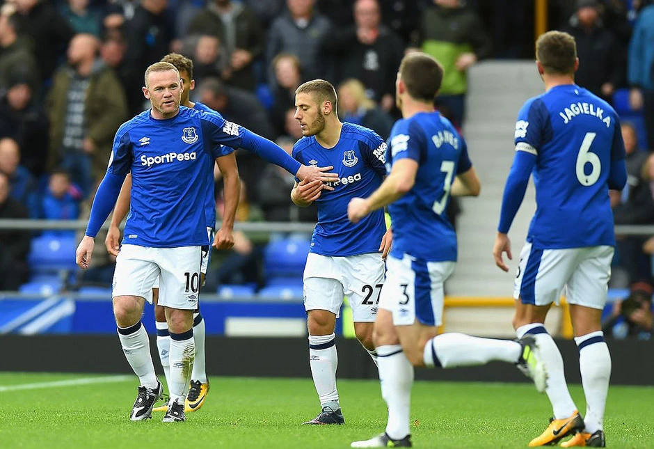 Everton će privremeno voditi David Unsworth, ali kandidata za stalni posao ima puno