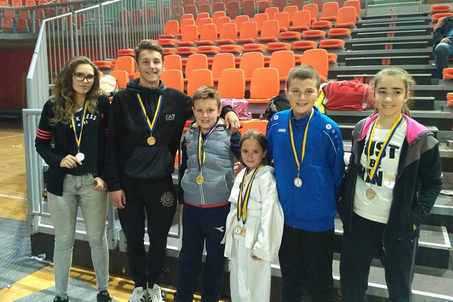 Cro Staru medalje od Livna do Zenice