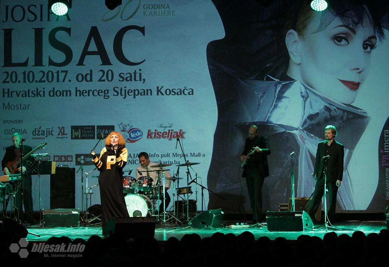 Josipa Lisac provela Mostarce kroz 50-godišnju karijeru
