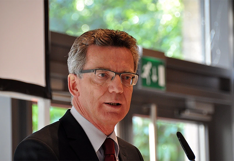 De Maiziere predložio uvođenje javnih muslimanskih praznika u Njemačkoj