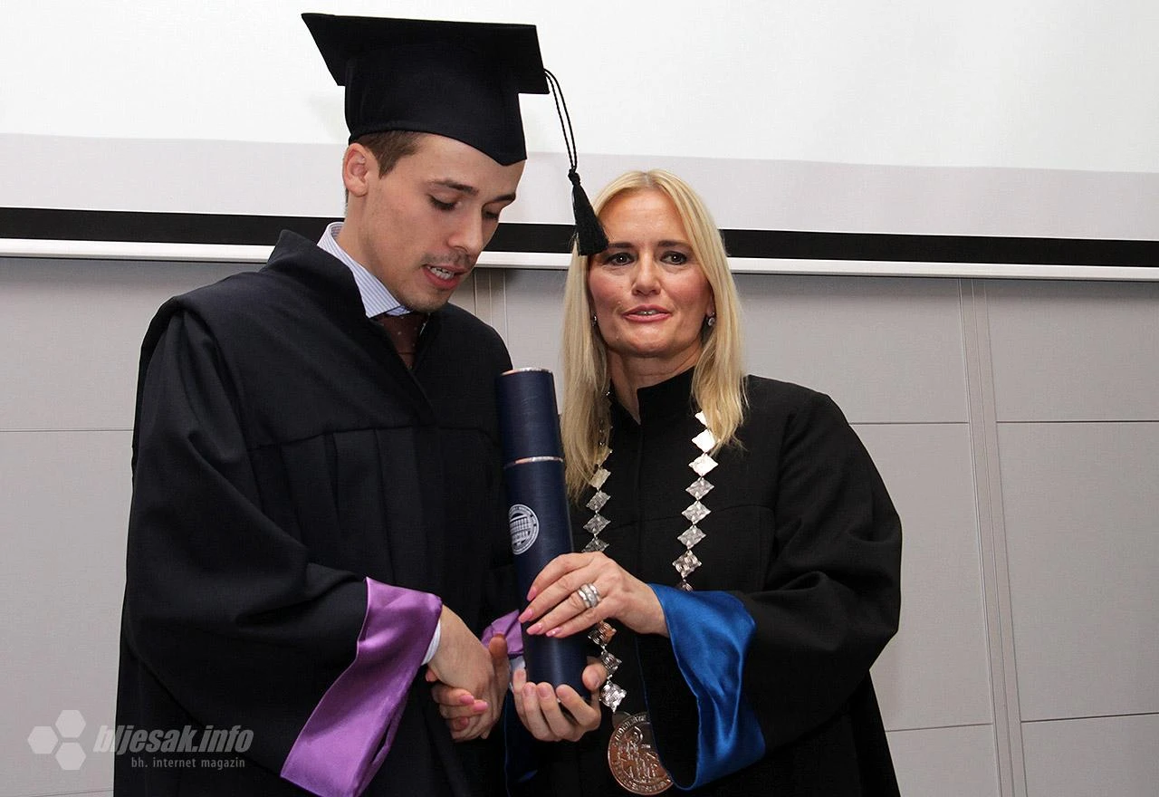 Upriličena promocija magistara farmacije u Mostaru 