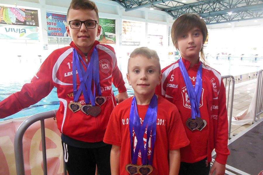 Veležovci plivali srcem i osvojili 11 medalja