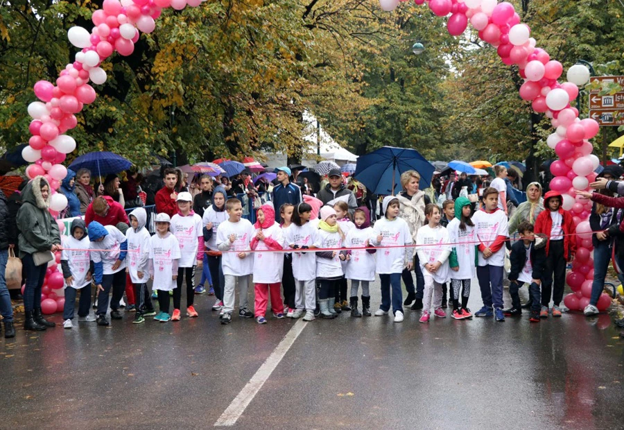 Stotine ljudi u Sarajevu proslavilo život utrkom ''Race For The Cure''